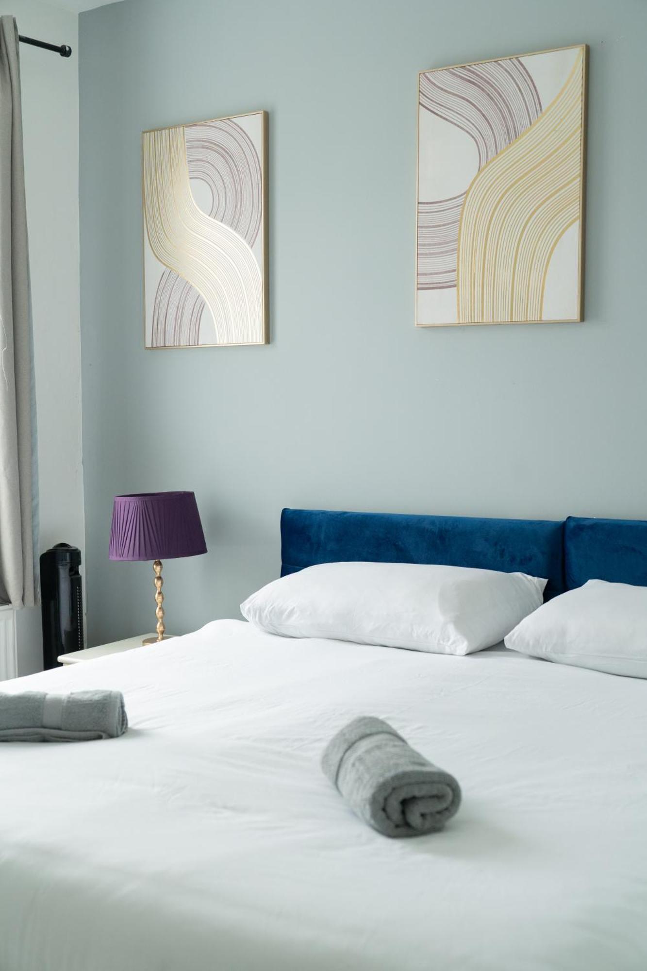 Modern 2 Bed East London Home By Rebby Properties Sleeps 5 Near Canning Town Station Ngoại thất bức ảnh