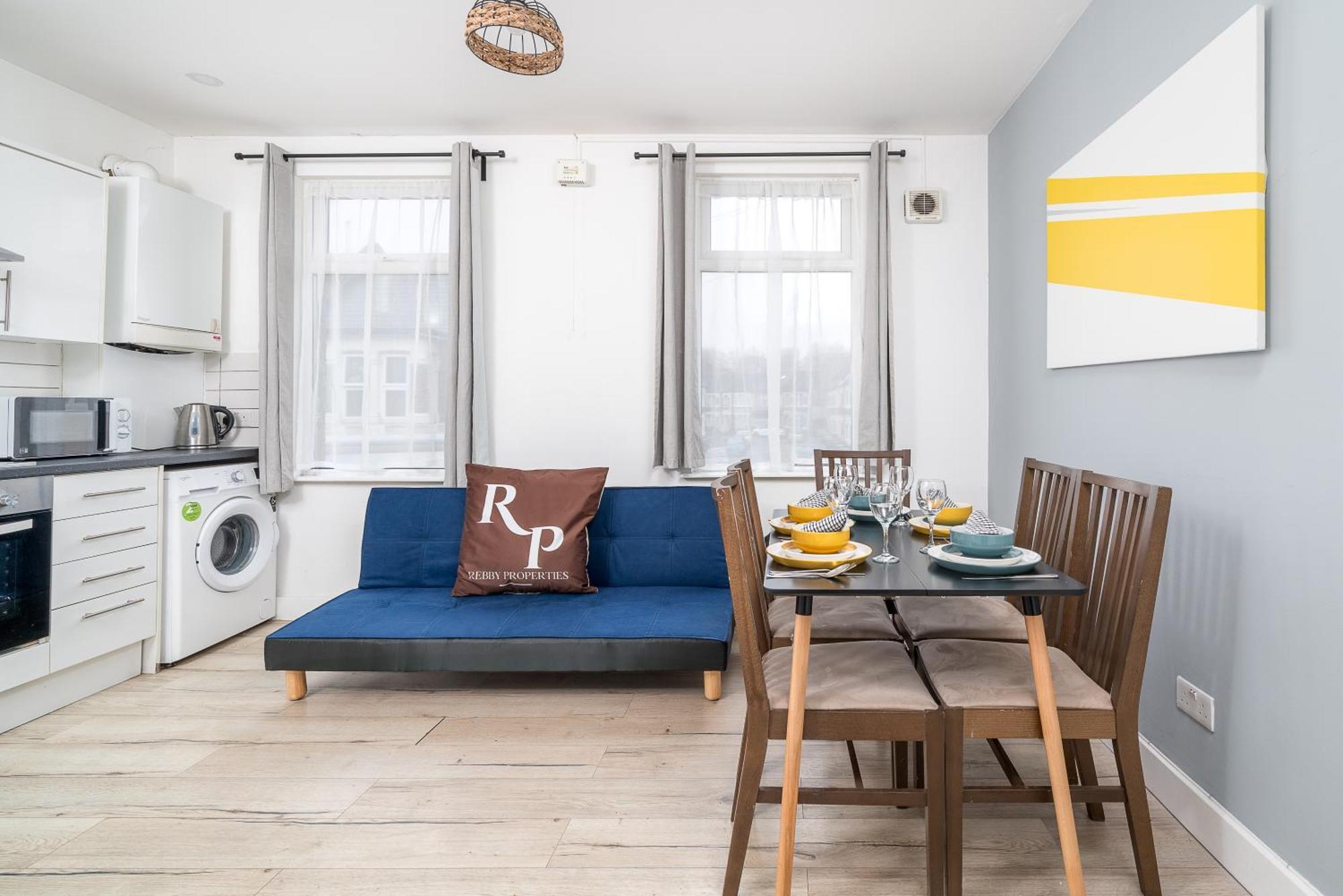 Modern 2 Bed East London Home By Rebby Properties Sleeps 5 Near Canning Town Station Ngoại thất bức ảnh